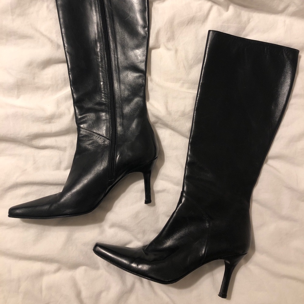 Vintage 90s Stuart Weitzman Kitten Heel Boots
